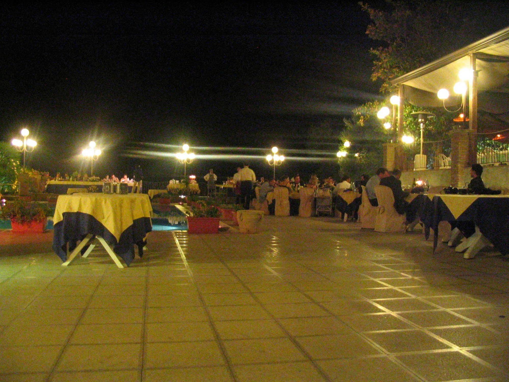 Riviera Hotel 3*