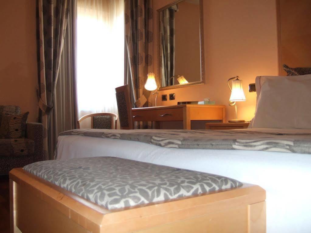 Riviera 3*