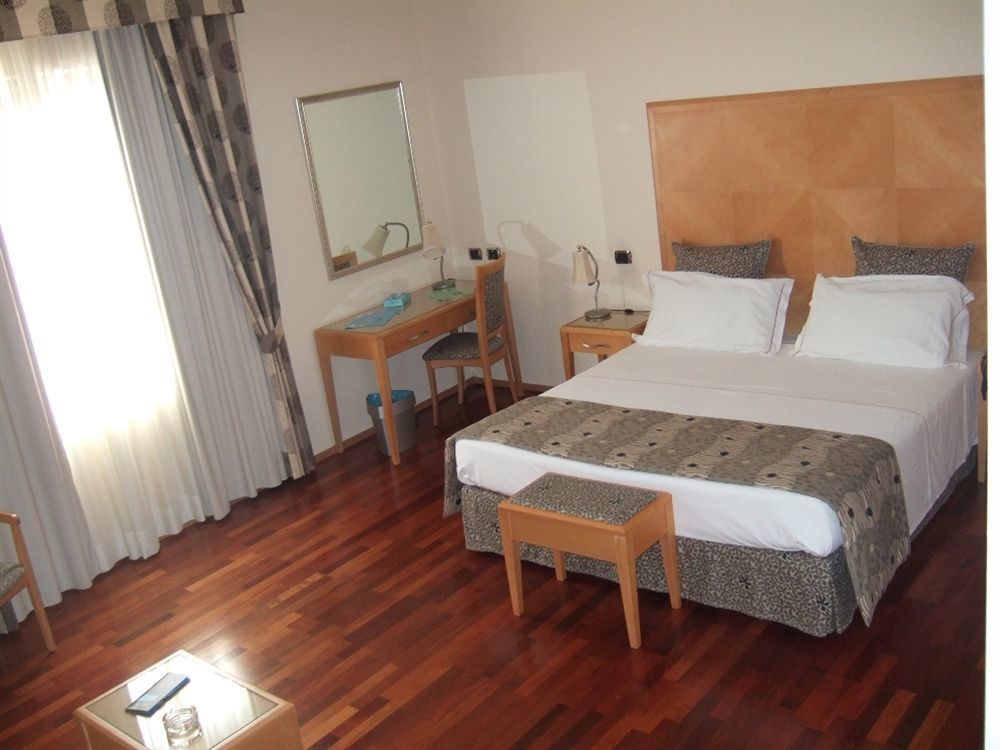 Riviera 3*
